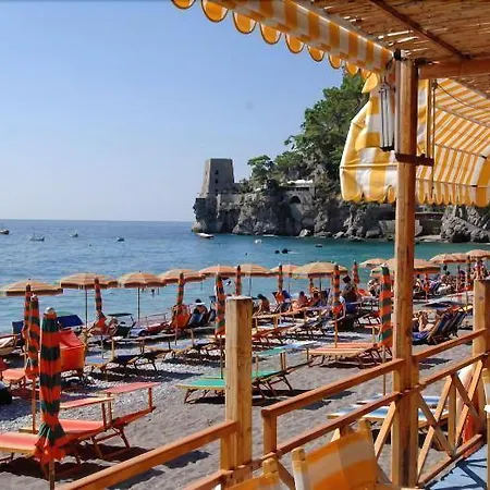 Vittoria Positano