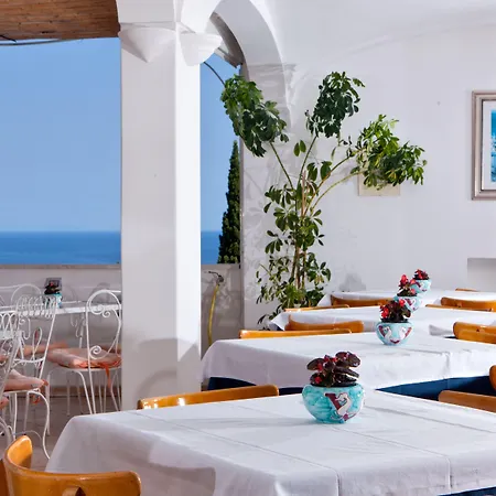 Vittoria Hotel