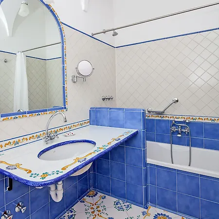 Vittoria פוזיטנו