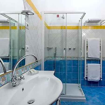 Vittoria Hotel 3*