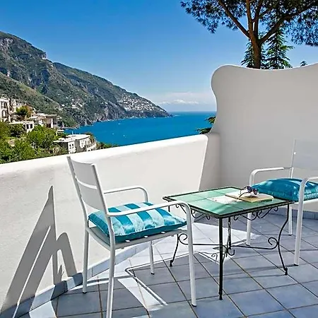 Vittoria Positano