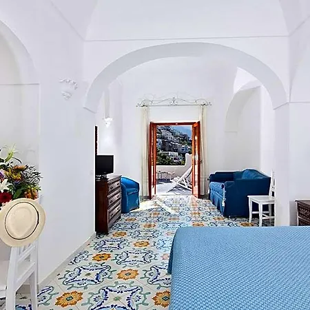 Vittoria Hotel