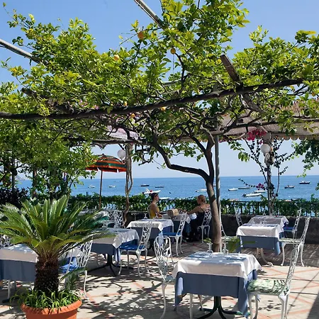 Hotel Vittoria 3*